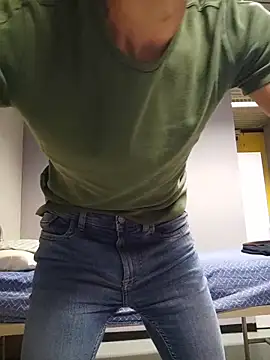 panco pillo online show from November 24, 2025, 6:19 pm