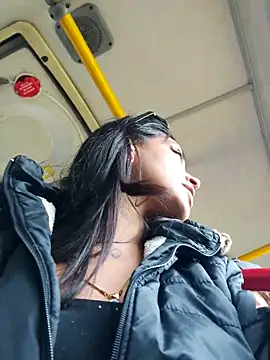 Snapshot of Moon_And_Sunn chatting on November 6, 2025, 1:15 pm Moon And Sunn online show from November 6, 2025, 1:15 pm