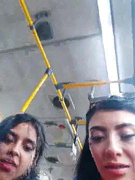 Snapshot of Moon_And_Sunn chatting on November 24, 2025, 11:32 am Moon And Sunn online show from November 24, 2025, 11:32 am