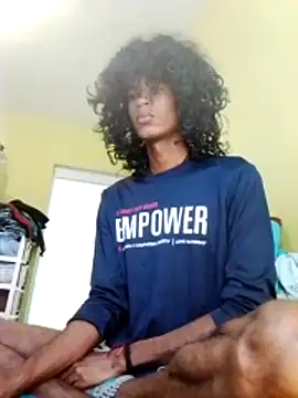 skinniyGabriel online show from November 13, 2025, 12:31 pm