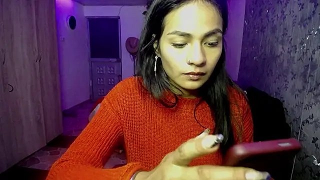 Snapshot of Samara_Homescapes chatting on July 2, 2026, 4:18 am Samara Homescapes online show from July 2, 2026, 4:18 am