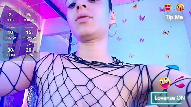 Juliet 1  online show from November 12, 2025, 4:11 pm