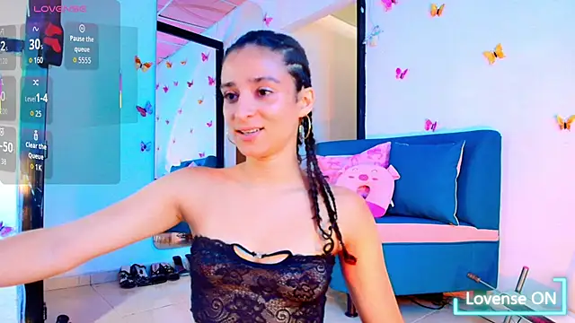 Juliet 1  online show from November 30, 2025, 5:36 pm