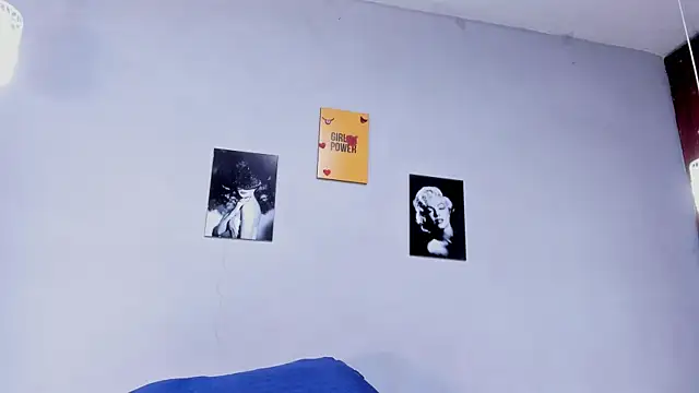 sexynova 93 online show from April 21, 2026, 1:42 am