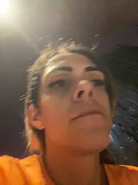 sabrinaneves online show from July 17, 2026, 11:35 pm
