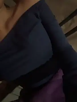 hottiebabe23 online show from November 17, 2025, 1:09 am