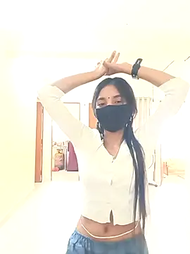 Sanaya Queen19 online show from November 9, 2025, 9:02 am