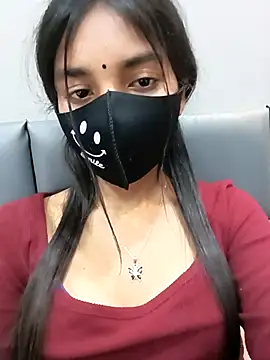 Sanaya Queen19 online show from November 17, 2025, 2:10 pm