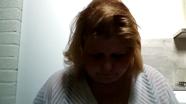 Sylviastar46 online show from March 4, 2026, 9:50 am