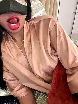 trinhvutrinh online show from December 21, 2025, 7:10 am