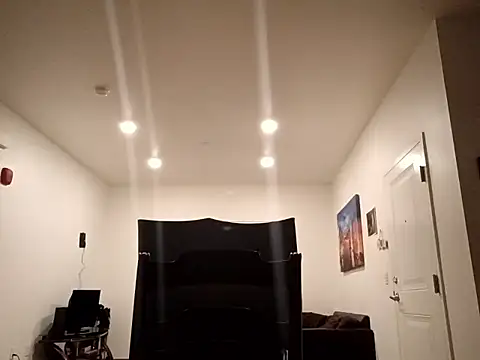 Karebearz1 online show from March 31, 2026, 7:54 am