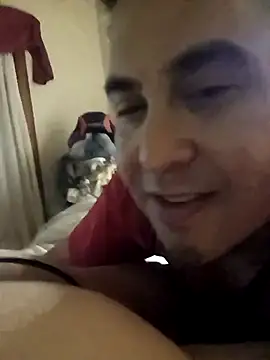 reynaelizabeth online show from November 1, 2025, 5:25 am