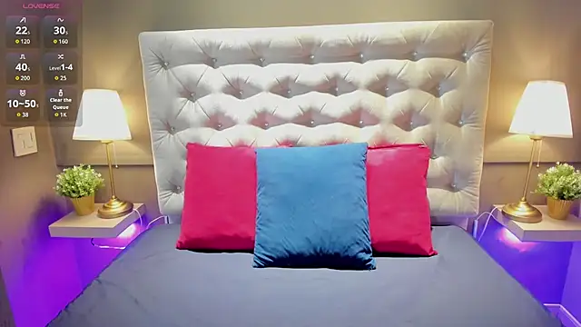 KaylaPrince  online show from November 21, 2025, 12:59 pm