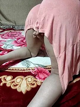 Snapshot of Bosy_Nora_X2 chatting on November 14, 2025, 8:45 pm Bosy Nora X2 online show from November 14, 2025, 8:45 pm