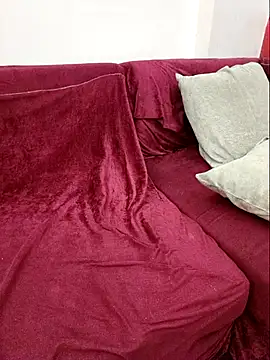 Snapshot of Bosy_Nora_X2 chatting on November 28, 2025, 8:31 pm Bosy Nora X2 online show from November 28, 2025, 8:31 pm