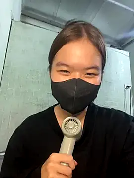 BUNNY050465 online show from November 17, 2025, 4:11 pm