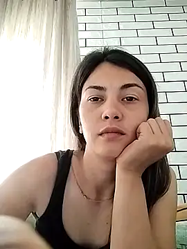 Snapshot of Karoline_Cherie chatting on July 1, 2026, 9:09 am Karoline Cherie online show from July 1, 2026, 9:09 am