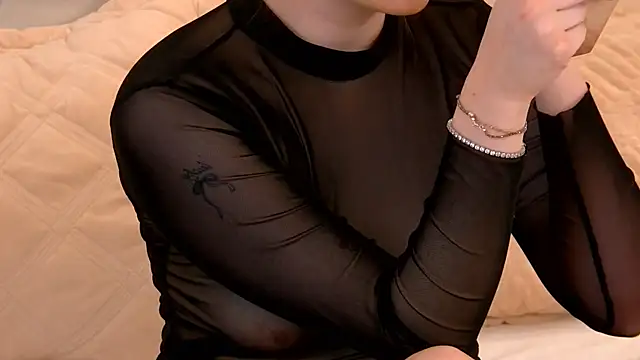 Snapshot of VickiBanx chatting on November 21, 2025, 4:22 am VickiBanx online show from November 21, 2025, 4:22 am