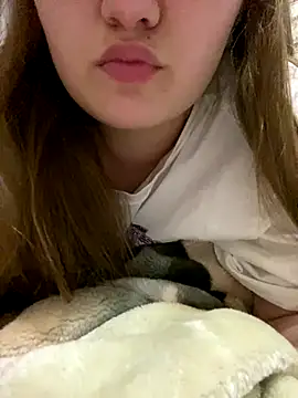 Snapshot of Regina_Lynne chatting on November 10, 2025, 6:02 pm Regina Lynne online show from November 10, 2025, 6:02 pm