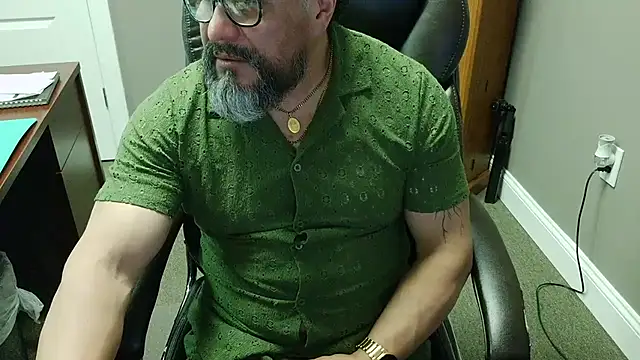 Snapshot of Chacho_1972 chatting on July 14, 2026, 3:51 pm Chacho 1972 online show from July 14, 2026, 3:51 pm