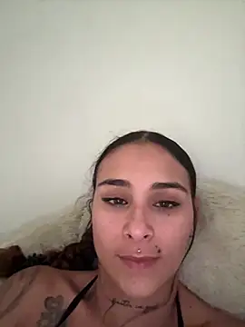 Snapshot of LahanaKimish chatting on June 21, 2026, 10:15 pm LahanaKimish online show from June 21, 2026, 10:15 pm