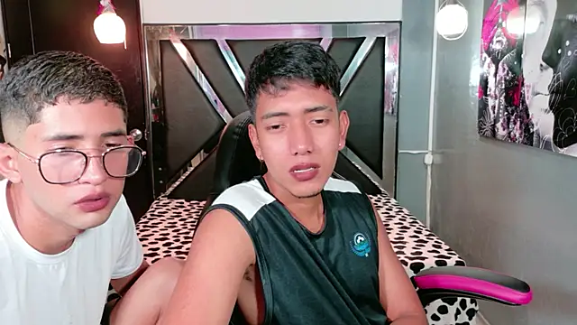 darwinandbrayann online show from November 29, 2025, 3:39 am