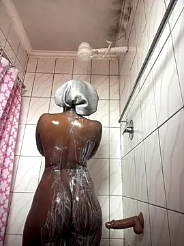 SP1CY MOMMY online show from December 19, 2025, 11:23 am