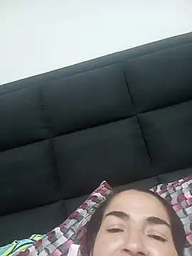 MaryRoze  online show from April 16, 2026, 1:28 am