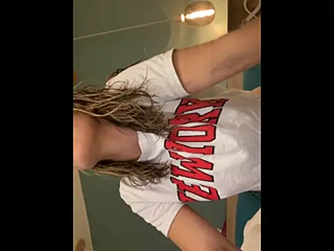 Catalleyasexy online show from November 11, 2025, 8:14 pm