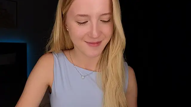 Snapshot of adele_armass chatting on July 12, 2026, 9:26 pm adele armass online show from July 12, 2026, 9:26 pm