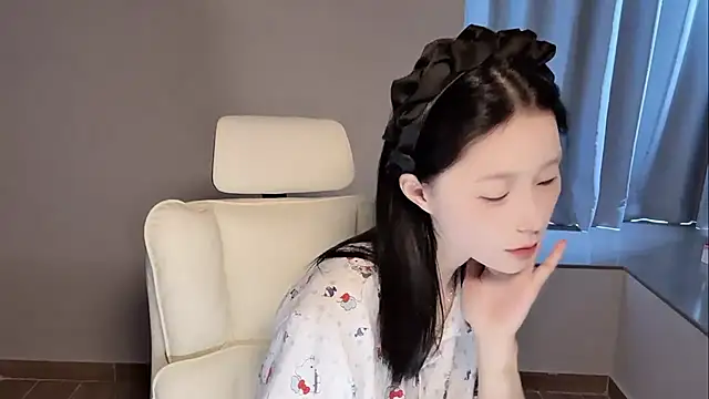 Snapshot of yuyu-33 chatting on August 4, 2026, 3:55 am yuyu-33 online show from August 4, 2026, 3:55 am