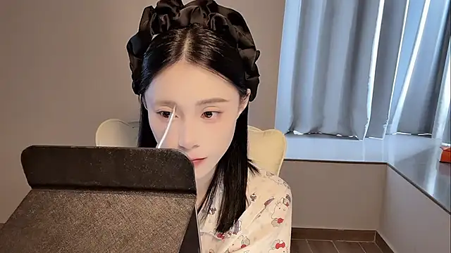 Snapshot of yuyu-33 chatting on August 5, 2026, 1:54 am yuyu-33 online show from August 5, 2026, 1:54 am