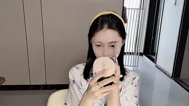 Snapshot of yuyu-33 chatting on June 25, 2026, 5:05 am yuyu-33 online show from June 25, 2026, 5:05 am