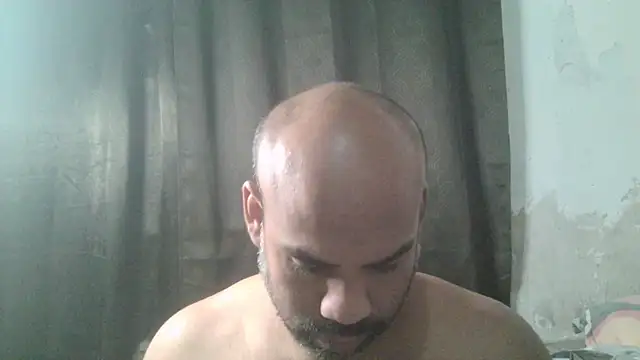 Snapshot of CoupleHotLatinBigAss chatting on May 10, 2026, 2:15 am CoupleHotLatinBigAss online show from May 10, 2026, 2:15 am