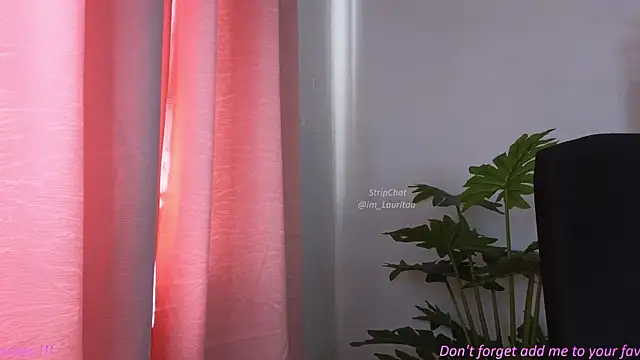 Snapshot of BabyLauritaa chatting on June 27, 2026, 8:04 pm BabyLauritaa online show from June 27, 2026, 8:04 pm