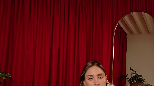 VictoriaNova  online show from March 12, 2026, 7:18 pm