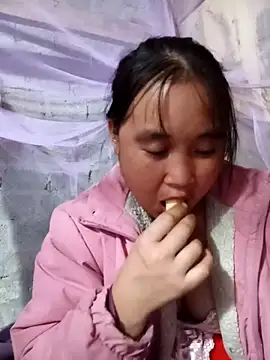 zubu-ti online show from November 4, 2025, 1:37 pm