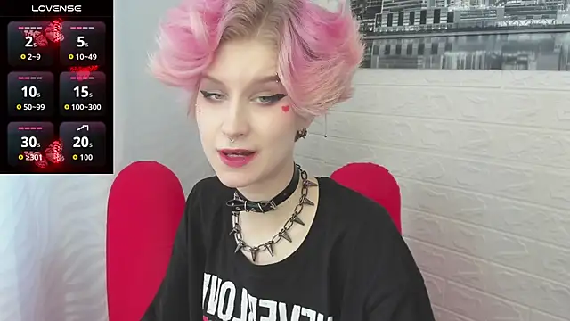 Angel Julles online show from April 18, 2026, 3:20 am