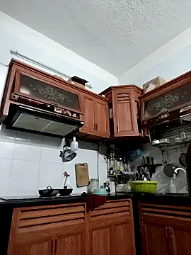 Liveryta online show from November 7, 2025, 12:48 am