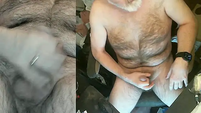 sexxme214 online show from March 22, 2026, 3:57 pm