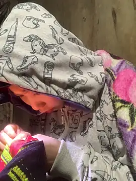 bi-bo123 online show from February 9, 2026, 2:42 am