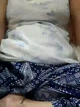 Snapshot of Neha4545 chatting on July 6, 2026, 6:53 am Neha4545 online show from July 6, 2026, 6:53 am