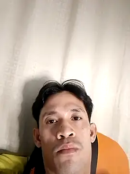 Hot-babyyboy30 online show from January 13, 2026, 12:58 am