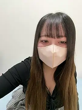 Snapshot of emiri_da_nyan chatting on May 14, 2026, 5:26 am emiri da nyan online show from May 14, 2026, 5:26 am