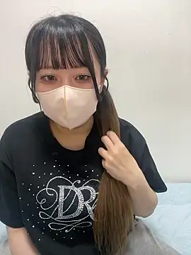 Snapshot of emiri_da_nyan chatting on May 16, 2026, 3:11 pm emiri da nyan online show from May 16, 2026, 3:11 pm