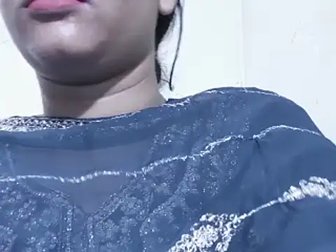 Nancy queen001 online show from November 5, 2025, 10:07 am