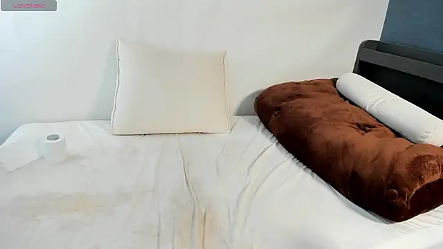 Snapshot of yeji_2001 chatting on March 31, 2026, 1:35 pm yeji 2001 online show from March 31, 2026, 1:35 pm