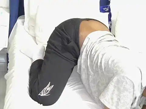 baddiemine05 online show from November 25, 2025, 9:53 am