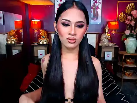 Plastique PATRICIA online show from March 24, 2026, 8:36 am