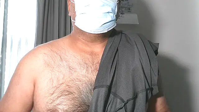 SUN-MON-69 online show from November 11, 2025, 4:02 pm